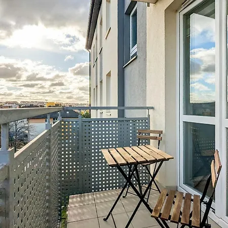 Apartment Stylowy Z Parkingiem By Renters