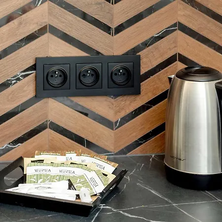 Stylowy Z Parkingiem By Renters Apartment