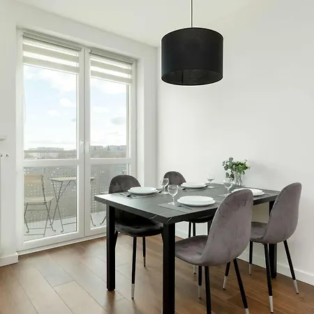 Apartment Stylowy Z Parkingiem By Renters